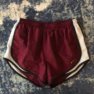 Nike Dri-Fit Shorts - S